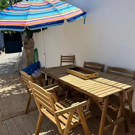 Malta House In 度假居 *