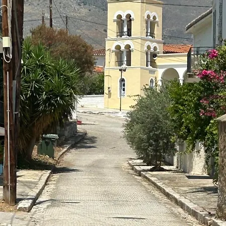 Malta House In *