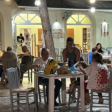 Malta House In * Galaxídhion