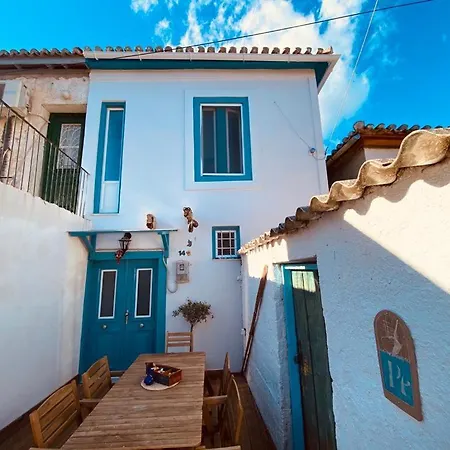 Malta House In *